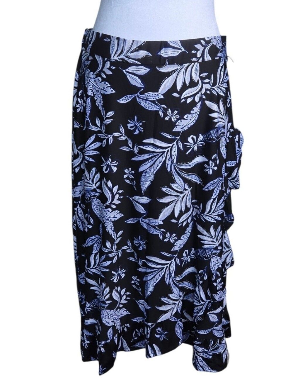 Robert Louis Women's Size Large Black/Navy Asymmetrical Floral Skirt